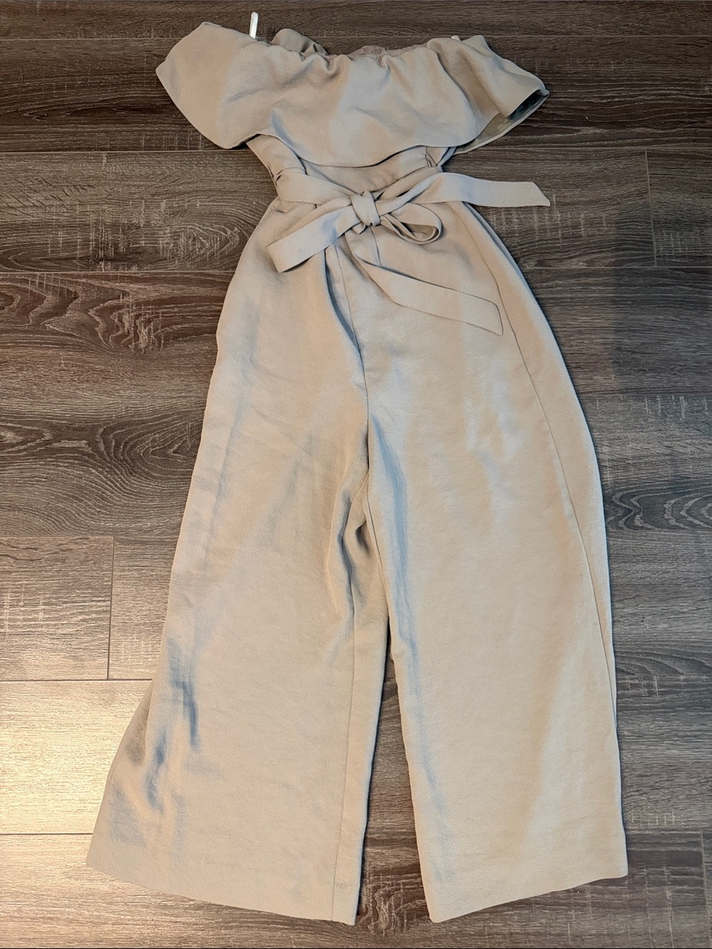 Off-Shoulder Wide-Leg Jumpsuit in Light Grey